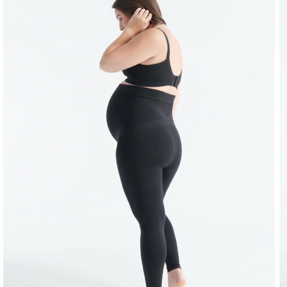 Knix small maternity leggings